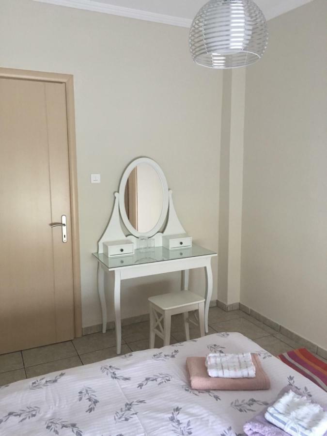 Cozy And Quiet Mini City Apartment Trikala (Thessaly) Exterior photo